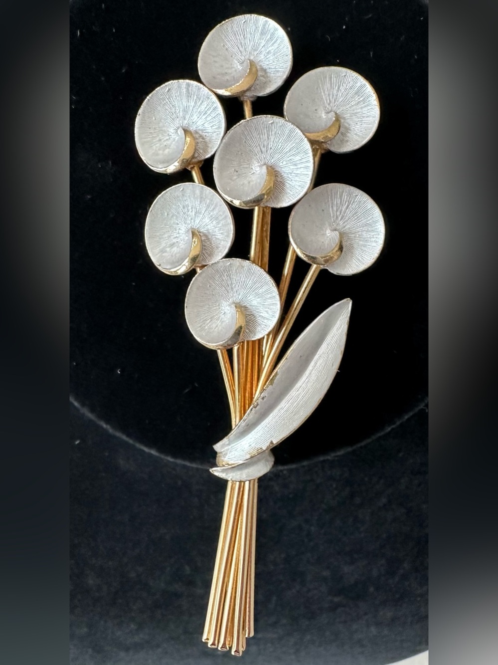 MCM Vintage Kramer Floral Spray Lily Pad Brooch in Two-Tone Silver & Gold